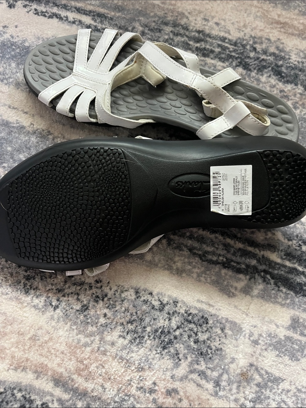 Women’s White Strappy Comfort Sandals - Picture 4 of 6